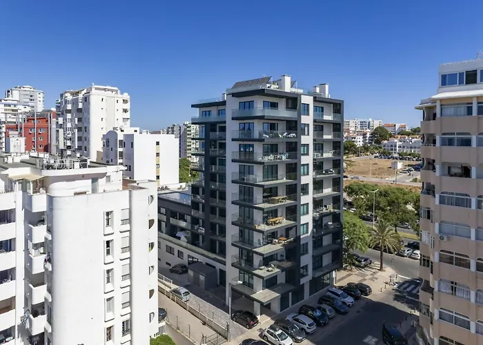 Terracos De Ii Yellow By Real Quarteira